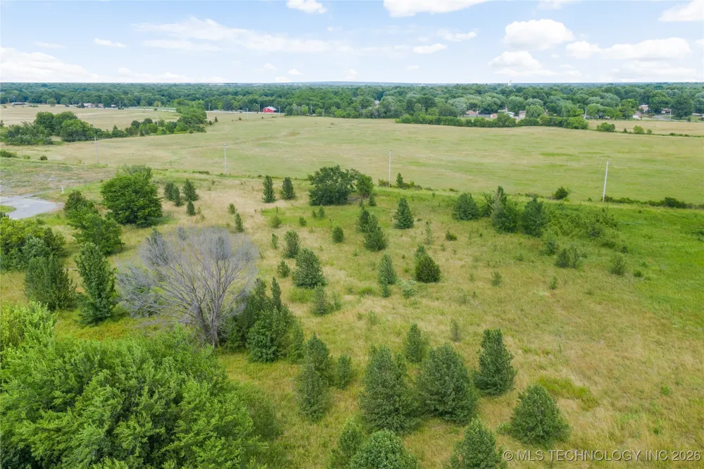 S Mill Street Pryor, OK 74361