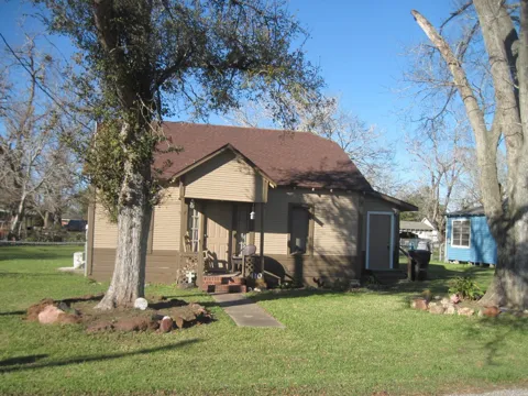 410 W Centre Street