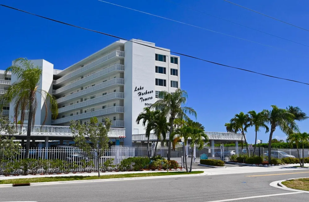 301 Lake Shore Drive #310