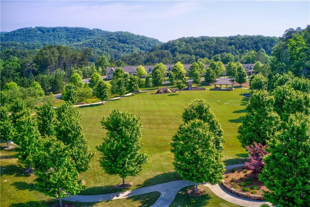 282 Lakewood Drive Waleska, GA 30183