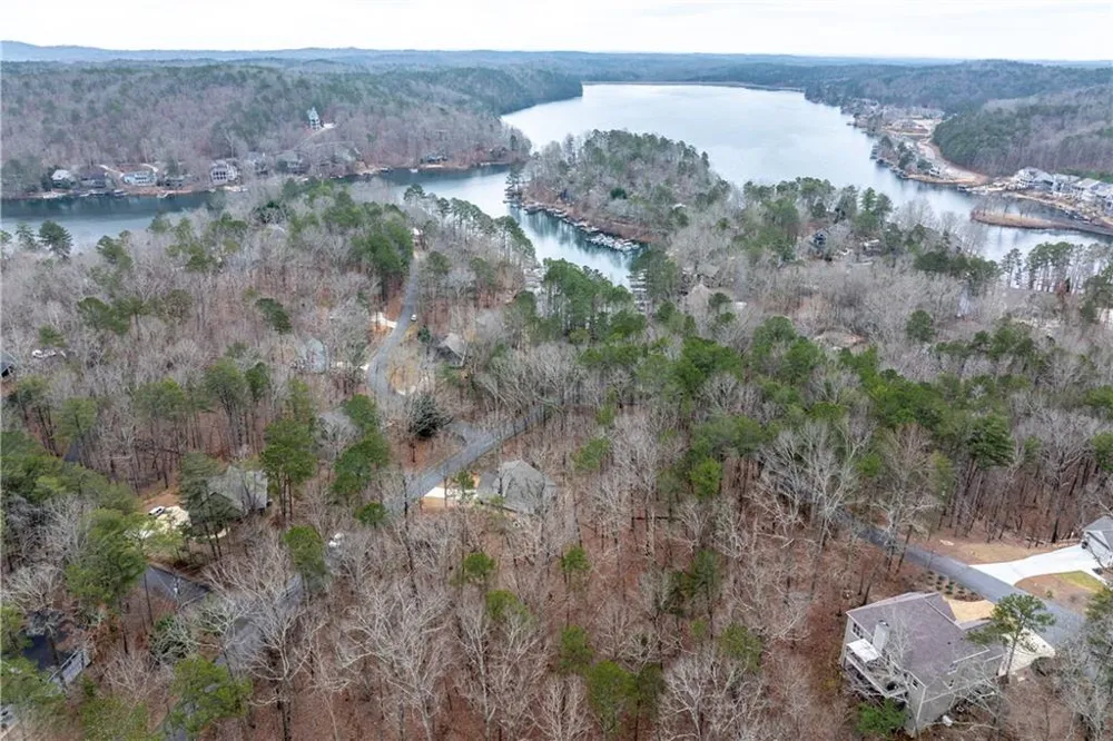282 Lakewood Drive Waleska, GA 30183