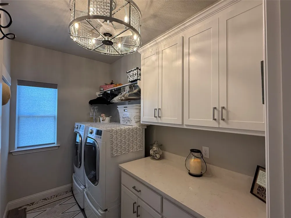 1021 Churchill Lane Millsap, TX 76066