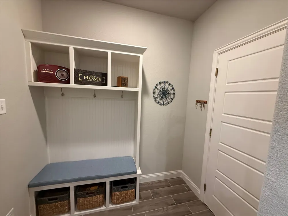 1021 Churchill Lane Millsap, TX 76066