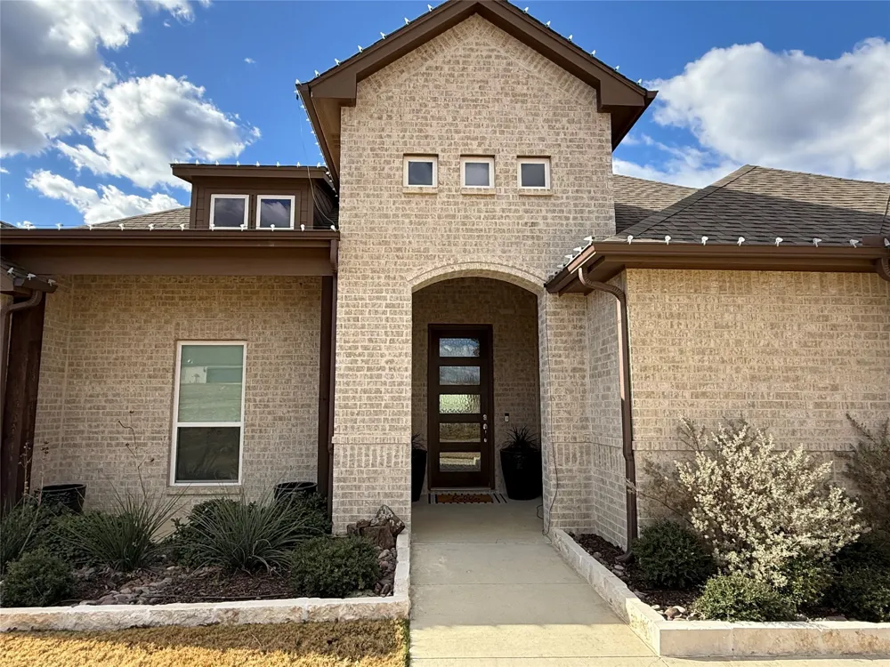 1021 Churchill Lane Millsap, TX 76066