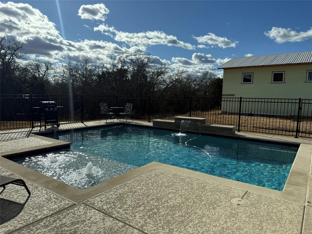 1021 Churchill Lane Millsap, TX 76066