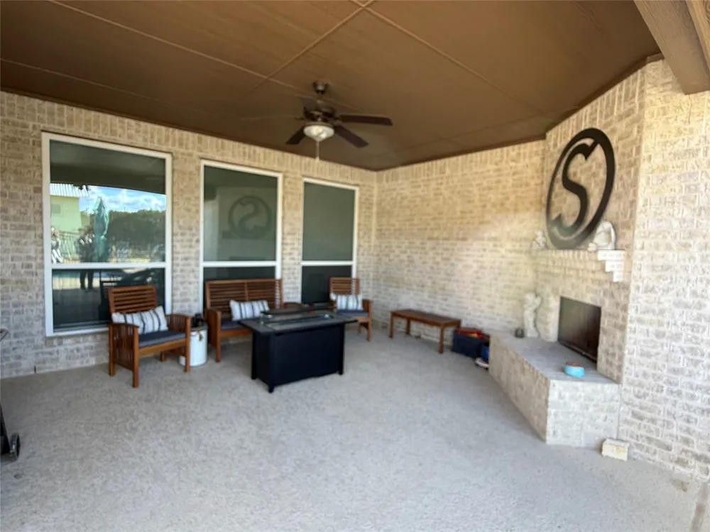 1021 Churchill Lane Millsap, TX 76066