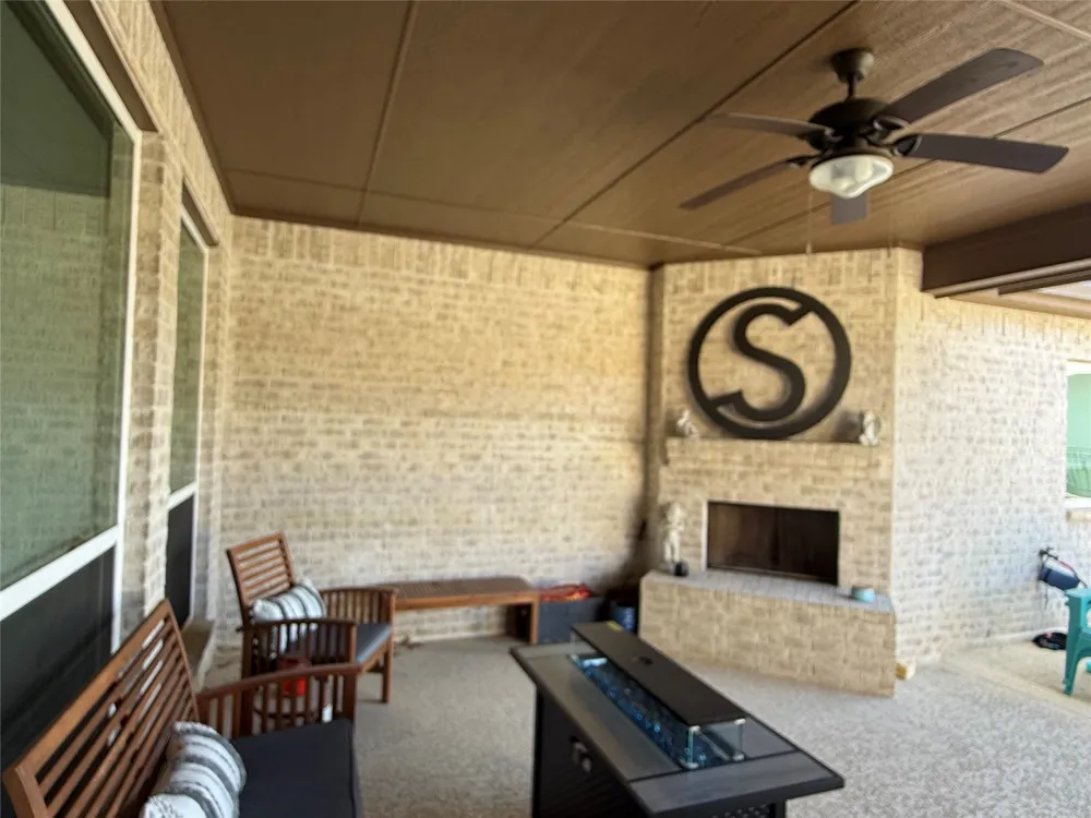 1021 Churchill Lane Millsap, TX 76066