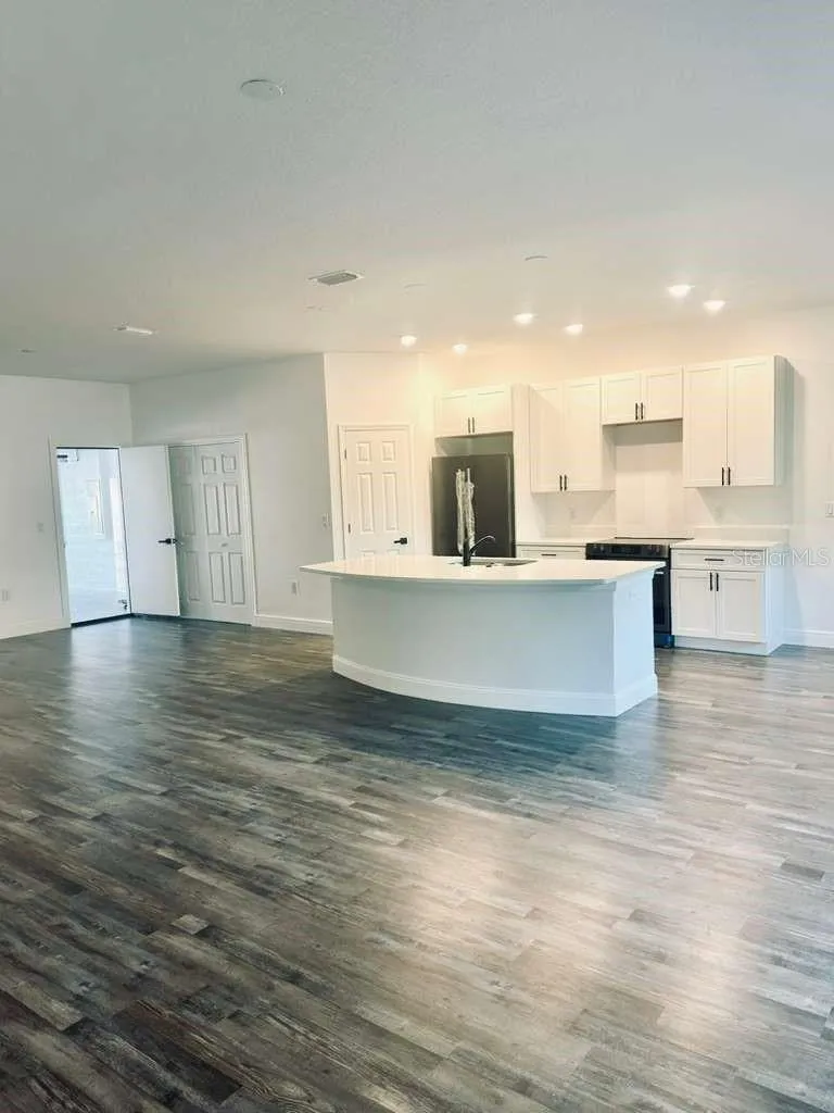 121 ARGYLE AVENUE Frostproof, FL 33843