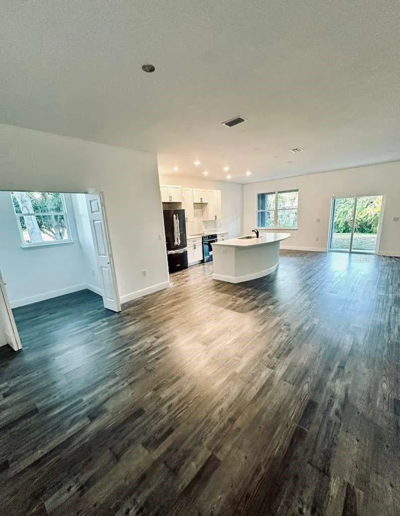 121 ARGYLE AVENUE Frostproof, FL 33843