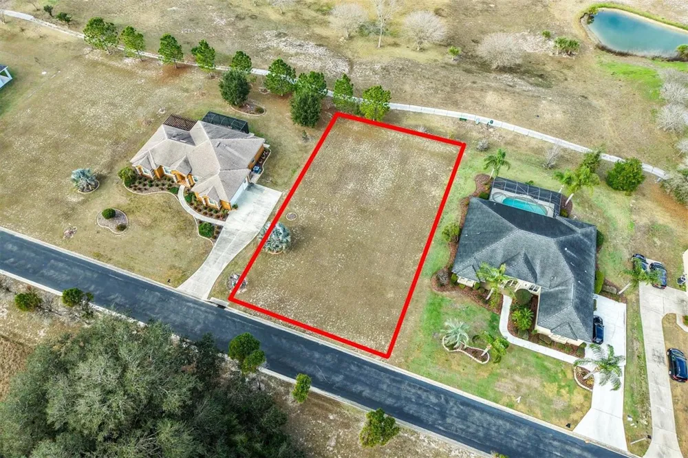 529 DOWLING CIRCLE Lady Lake, FL 32159