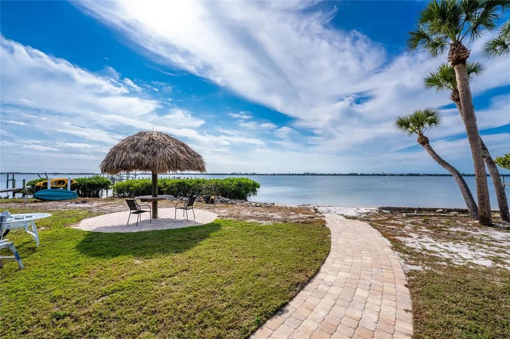 470 S MCCALL ROAD #10 Englewood, FL 34223