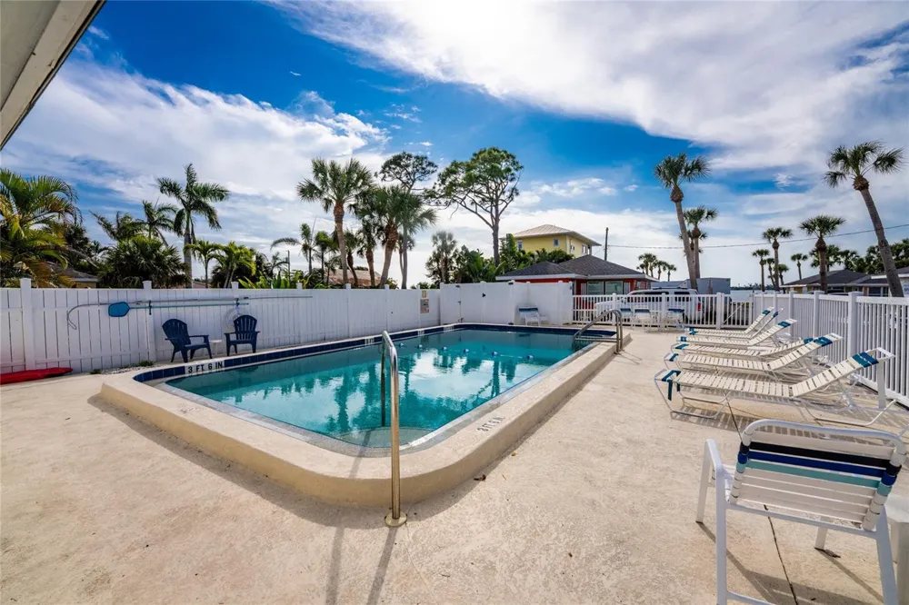 470 S MCCALL ROAD #10 Englewood, FL 34223