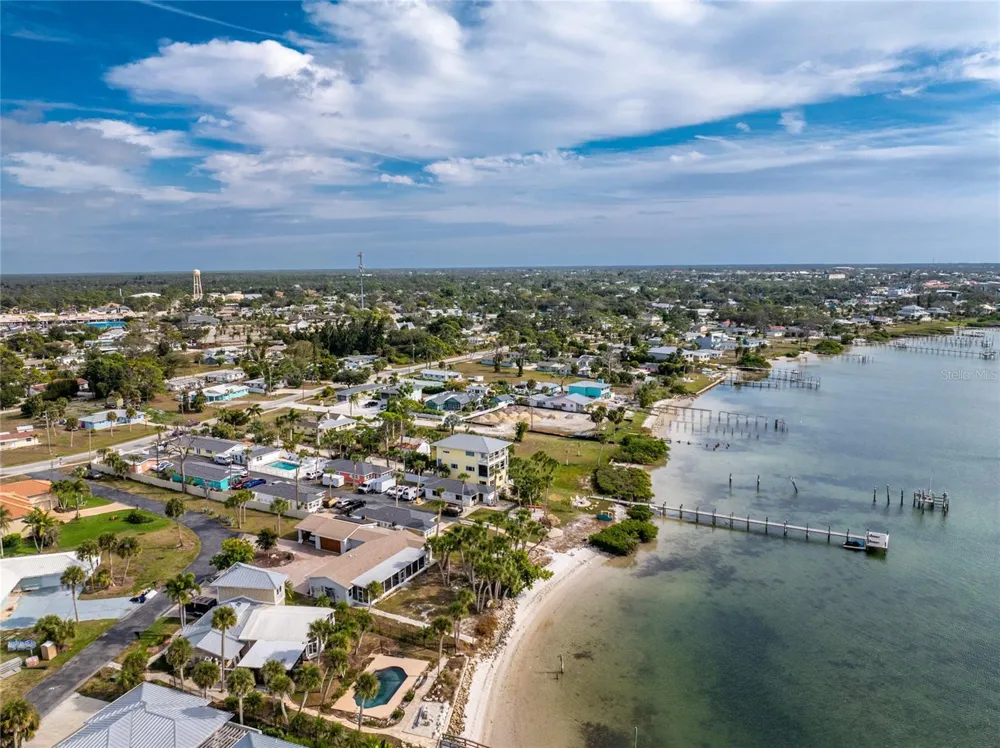 470 S MCCALL ROAD #10 Englewood, FL 34223