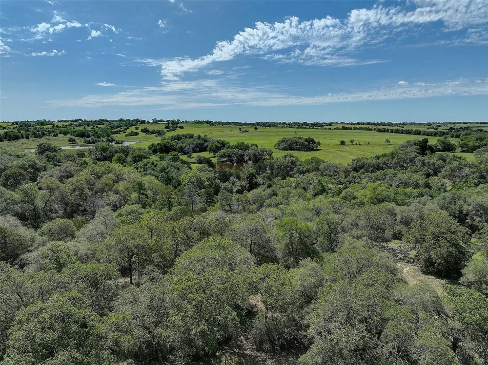 4739 Creamer Creek Rd La Grange, TX 78945