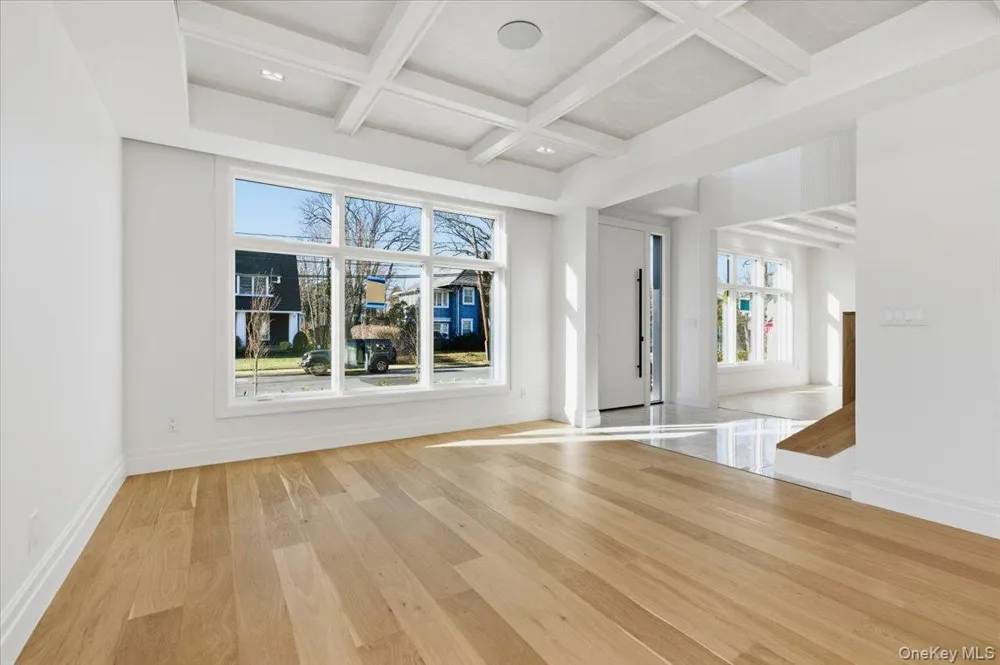 132 Park Street Woodmere, NY 11598