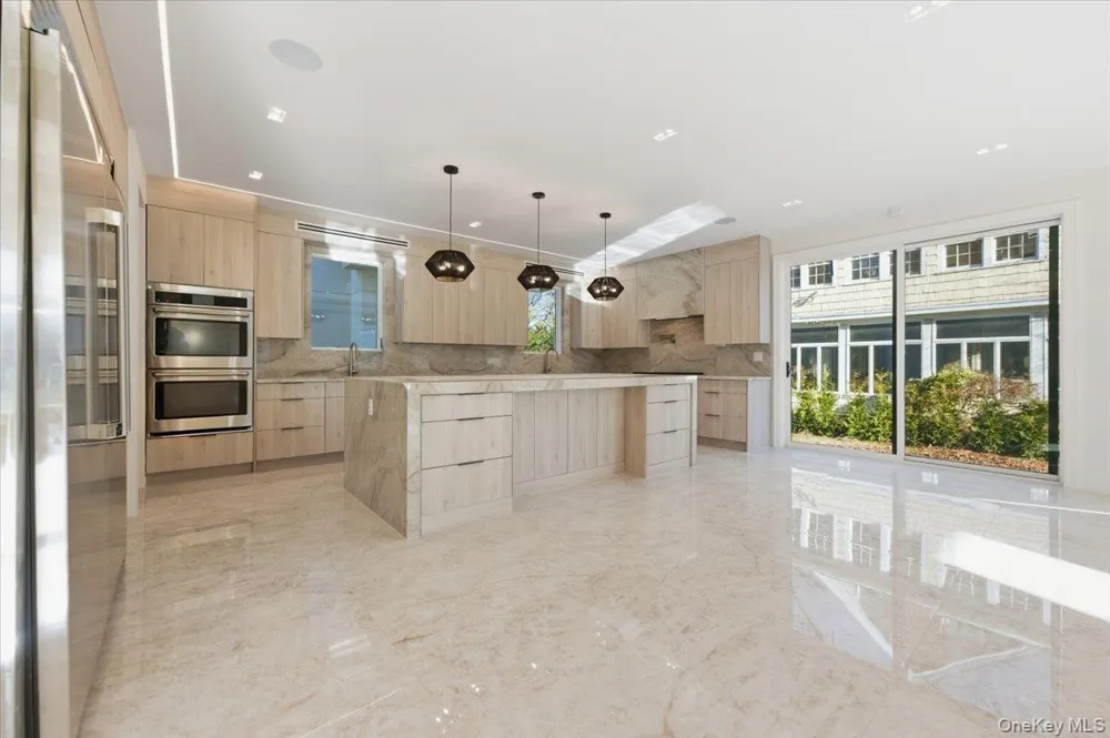 132 Park Street Woodmere, NY 11598