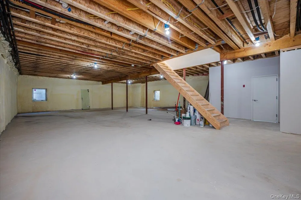 132 Park Street Woodmere, NY 11598