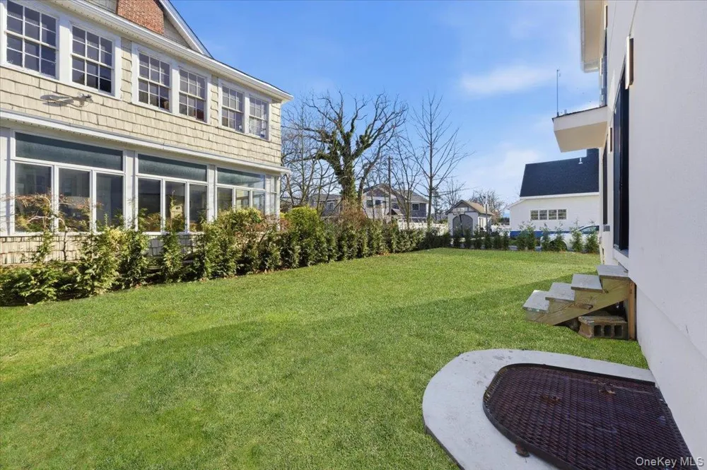 132 Park Street Woodmere, NY 11598