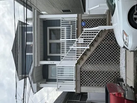 120 E 6th Road