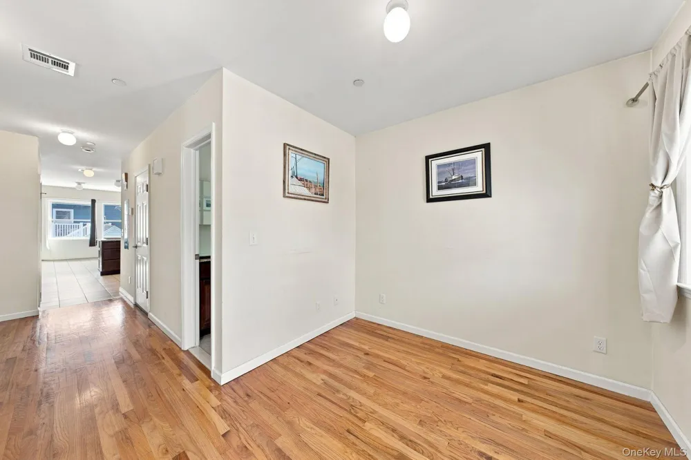 120 E 6th Road Broad Channel, NY 11693
