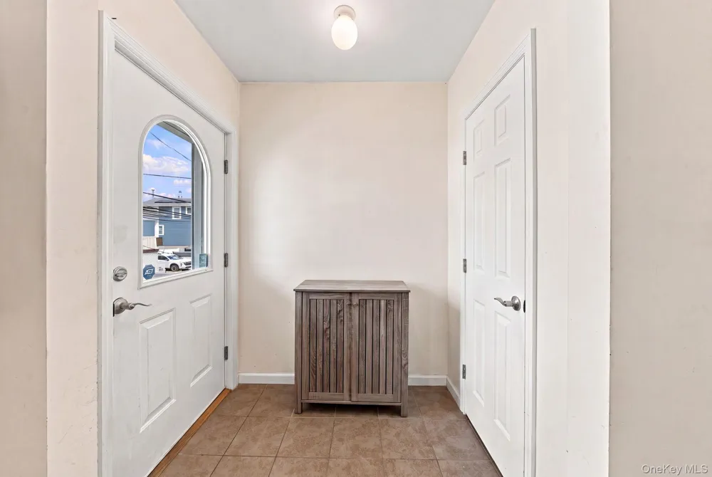 120 E 6th Road Broad Channel, NY 11693