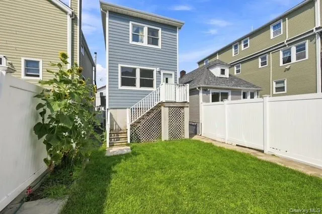 120 E 6th Road Broad Channel, NY 11693
