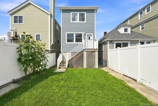 120 E 6th Road Broad Channel, NY 11693