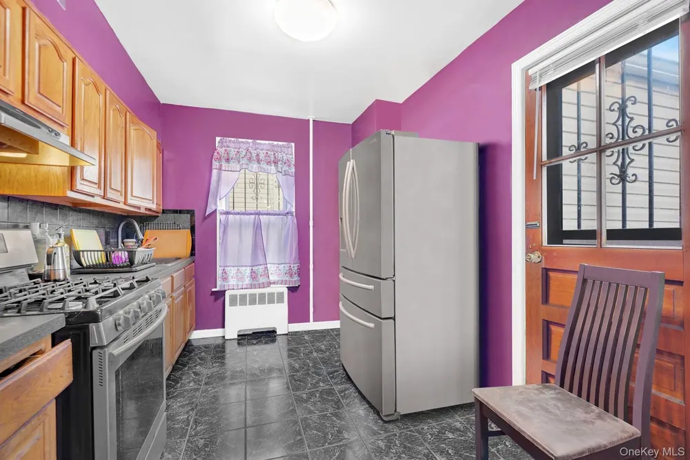 4810 Osgood Street Bronx, NY 10470