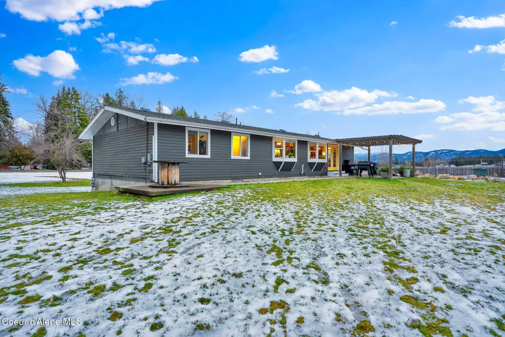 1247 Lost Mile Road Bonners Ferry, ID 83805