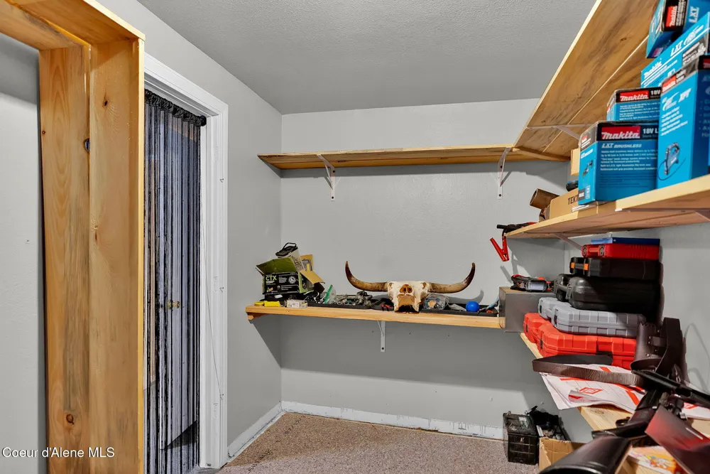 1247 Lost Mile Road Bonners Ferry, ID 83805