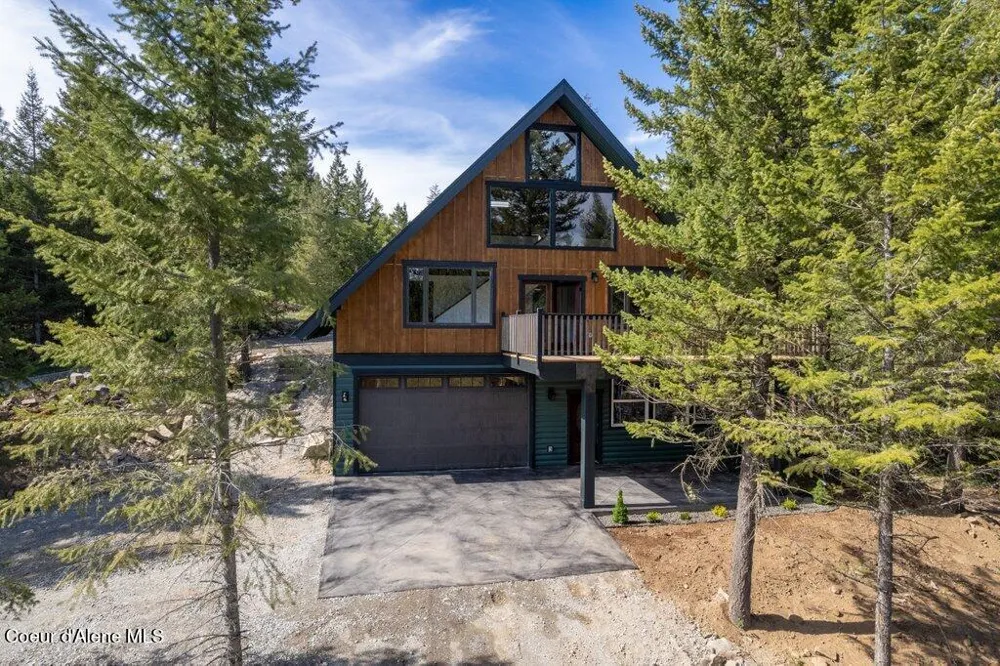 141 Amaze Way Athol, ID 83801