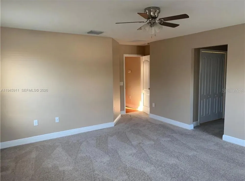 11016 tahiti isle ln #11016 Other City - In The State Of Florida, FL 33647