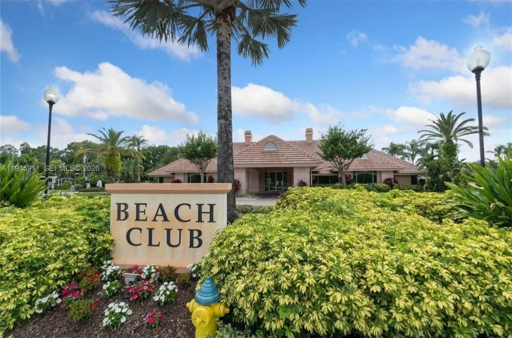 11016 tahiti isle ln #11016 Other City - In The State Of Florida, FL 33647