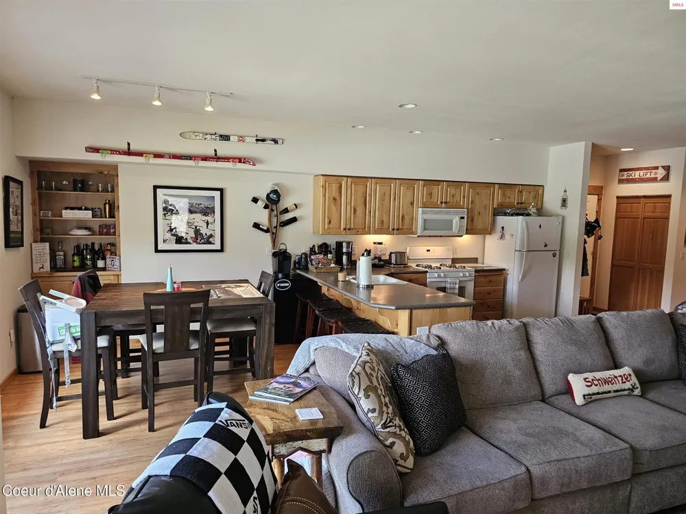 107 Cornice Court ## 308 Sandpoint, ID 83864