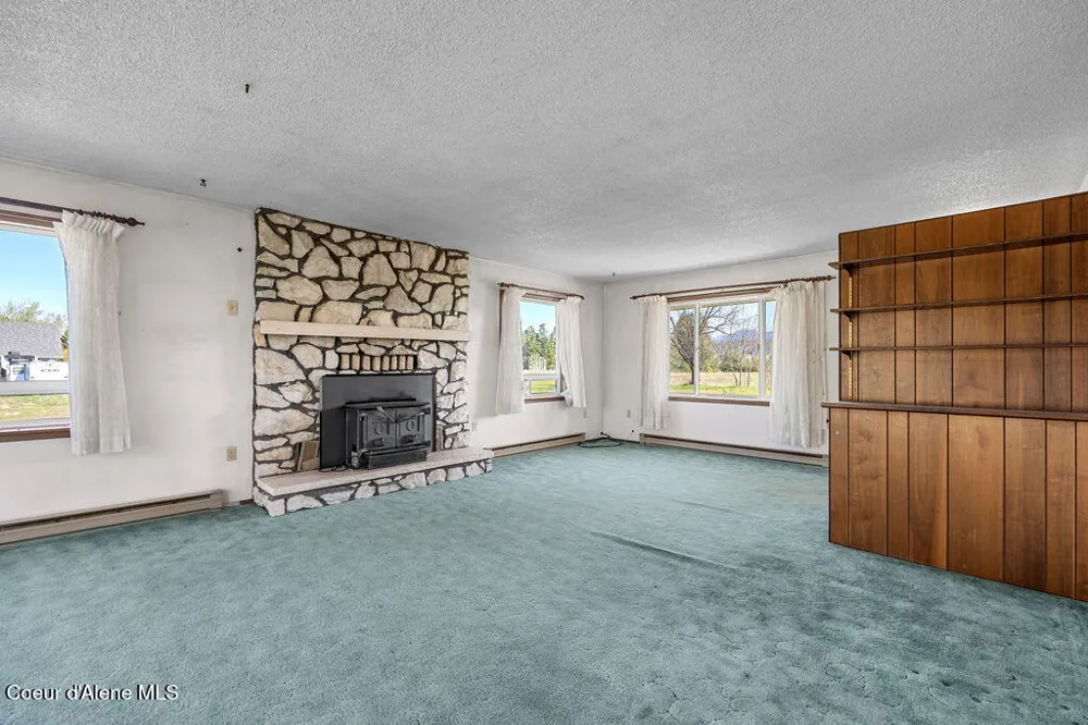 342 Open Skies Road Newport, WA 99156