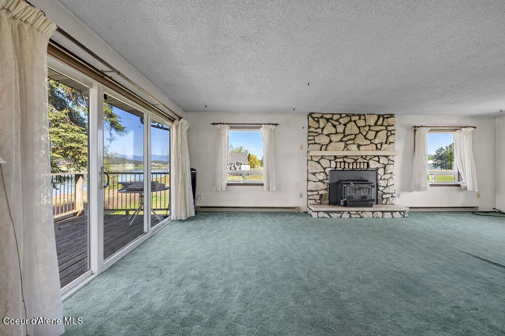 342 Open Skies Road Newport, WA 99156