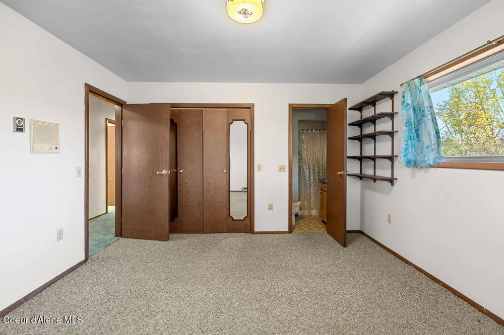 342 Open Skies Road Newport, WA 99156