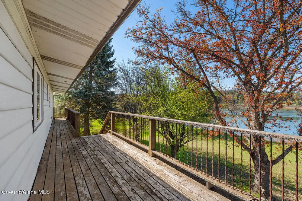342 Open Skies Road Newport, WA 99156