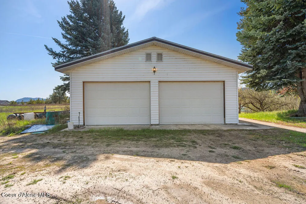 342 Open Skies Road Newport, WA 99156