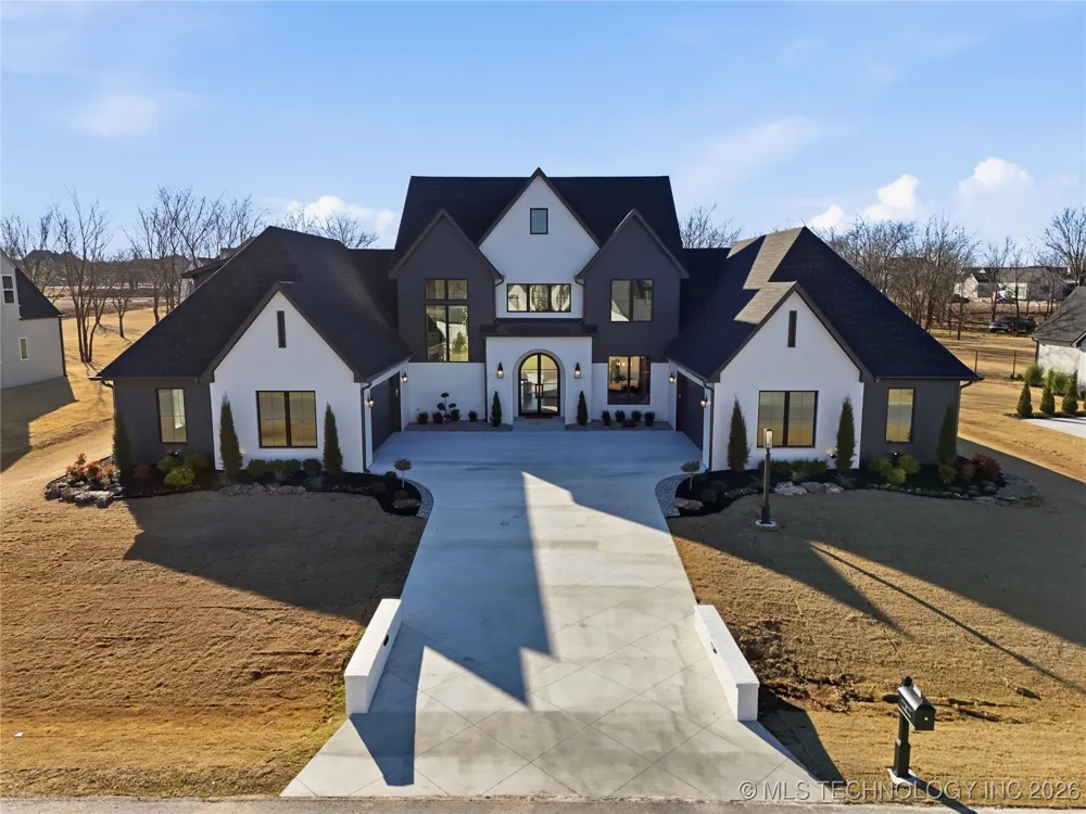 17802 E Patriot Drive