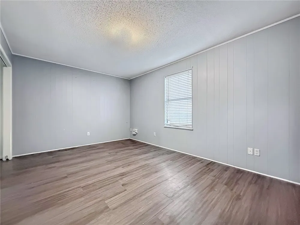 1870 King David Three Rivers, TX 78071