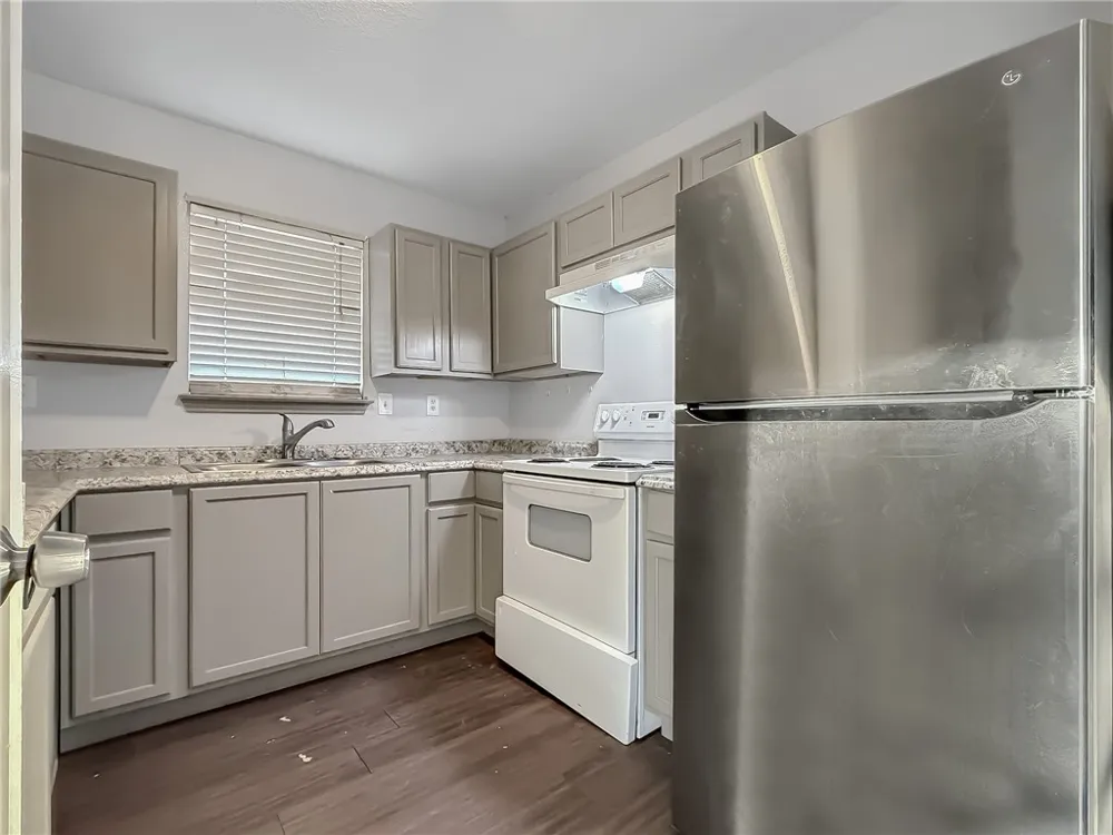 1870 King David Three Rivers, TX 78071