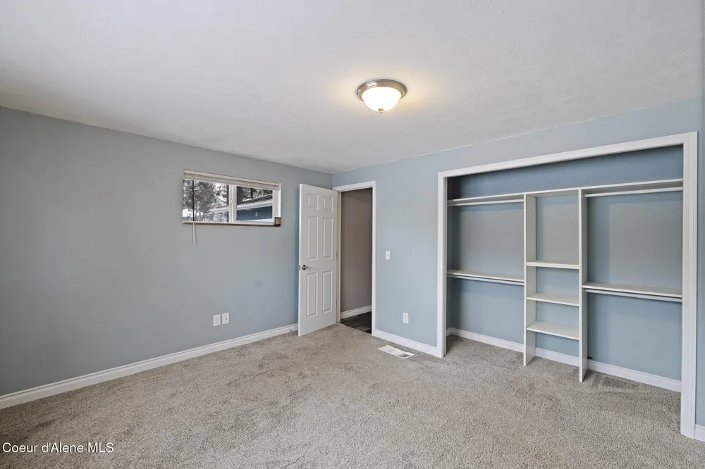 4023 E 12th Avenue Spokane, WA 99202
