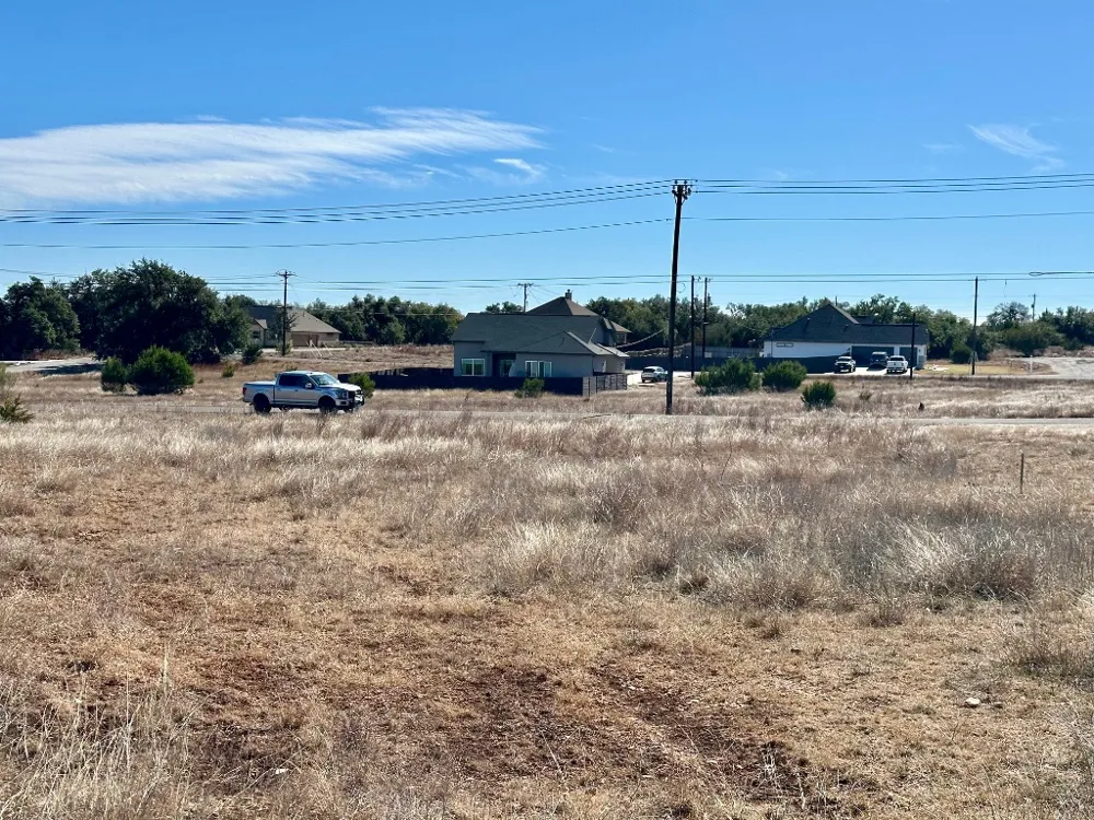 117 Warren Wallace Blanco, TX 78606