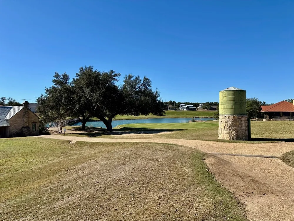 117 Warren Wallace Blanco, TX 78606