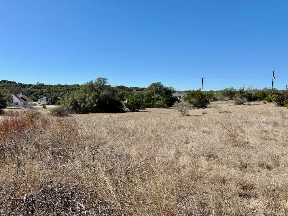 110 Alf Hunter Blanco, TX 78606