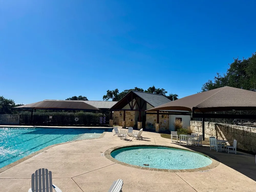 110 Alf Hunter Blanco, TX 78606