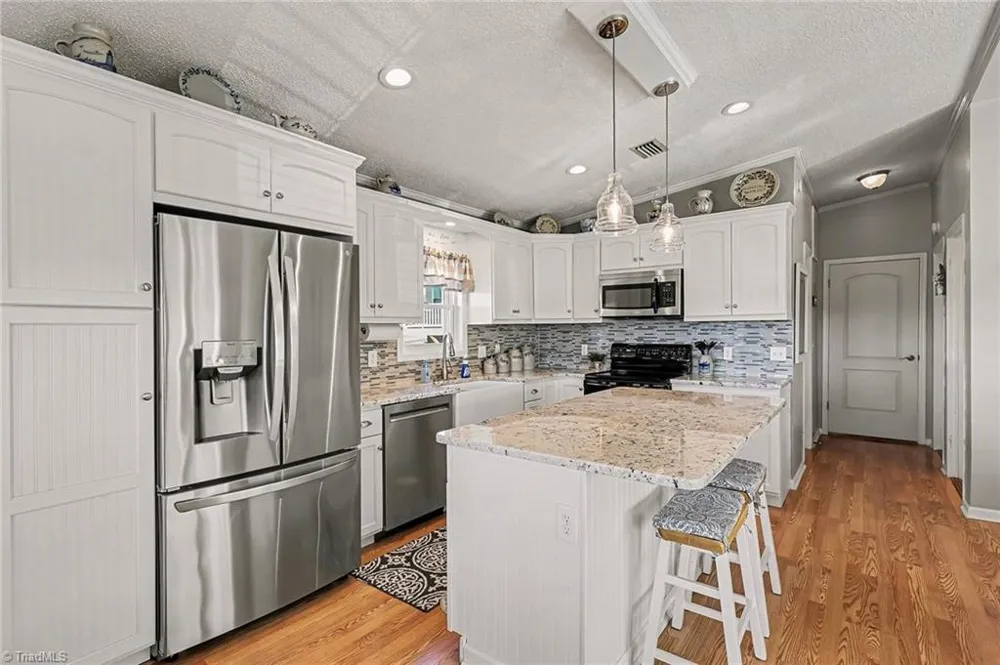 103 Oriole Lane New London, NC 28127