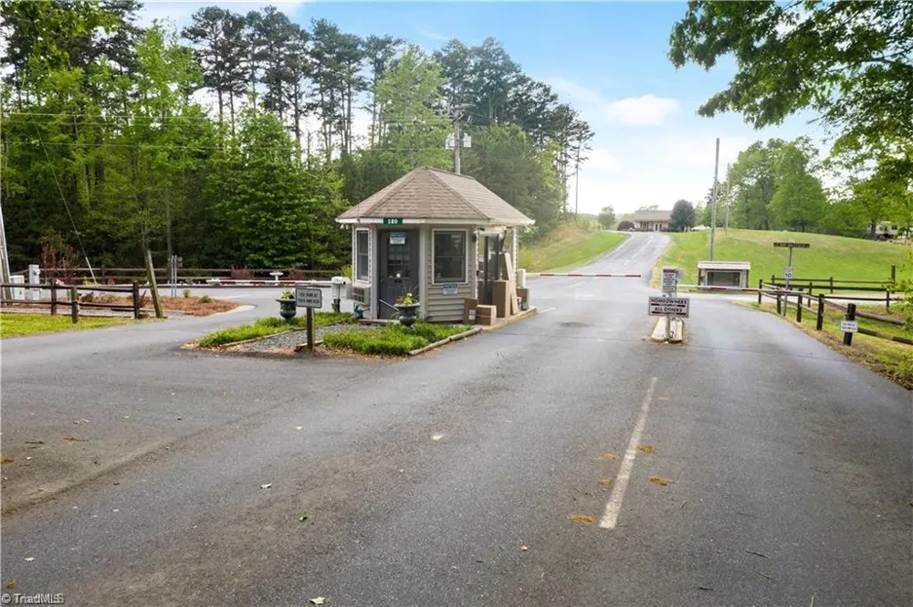 103 Oriole Lane New London, NC 28127