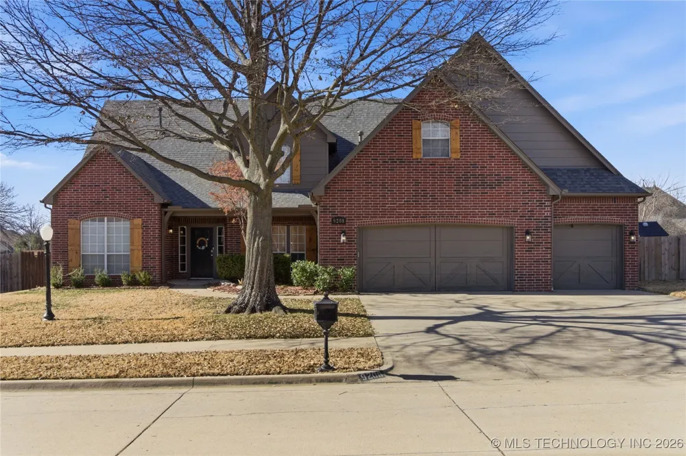 9208 103rd EastPlace